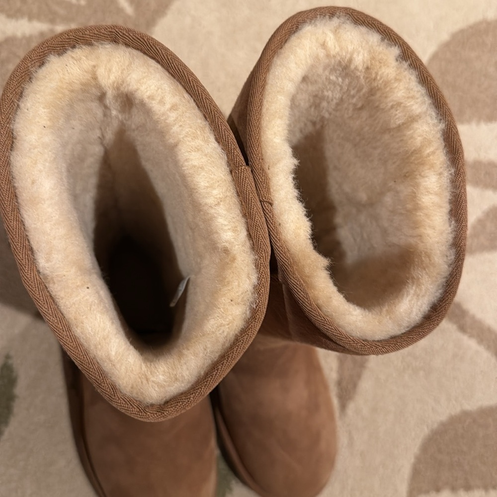 UGG Classic Brown Winter Boots - Picture 8 of 10